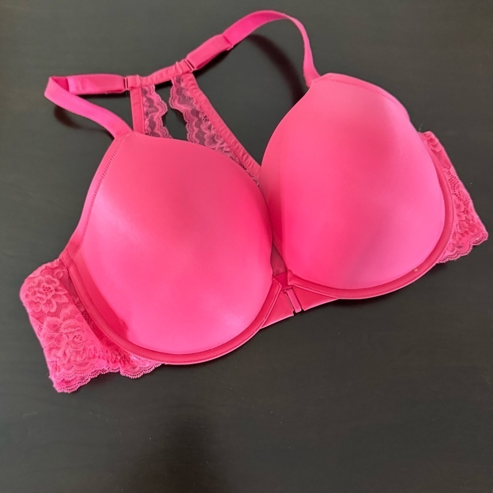 Torrid Curve Smooth T Shirt Bra Underwire T Back Lace size 44DD